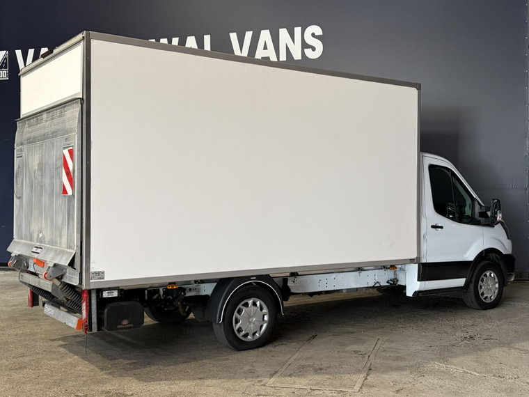 Vehicle Image 10