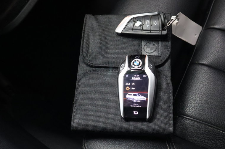 Vehicle Image 36