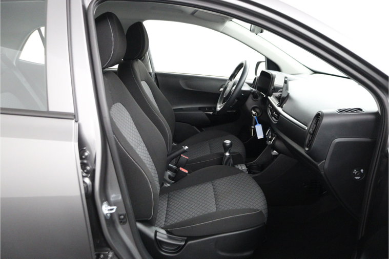 Vehicle Image 35