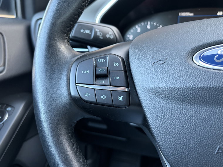Vehicle Image 33