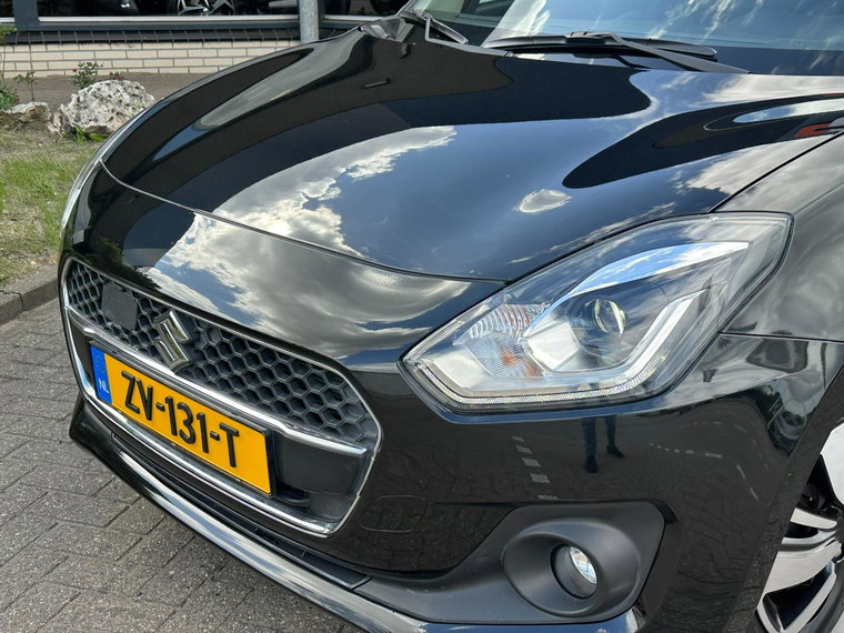 Vehicle Image 18