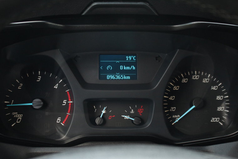 Vehicle Image 24