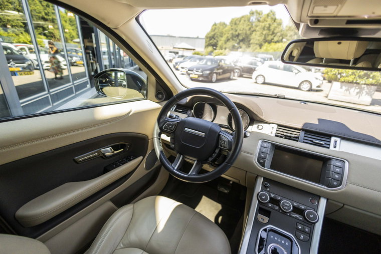 Vehicle Image 20