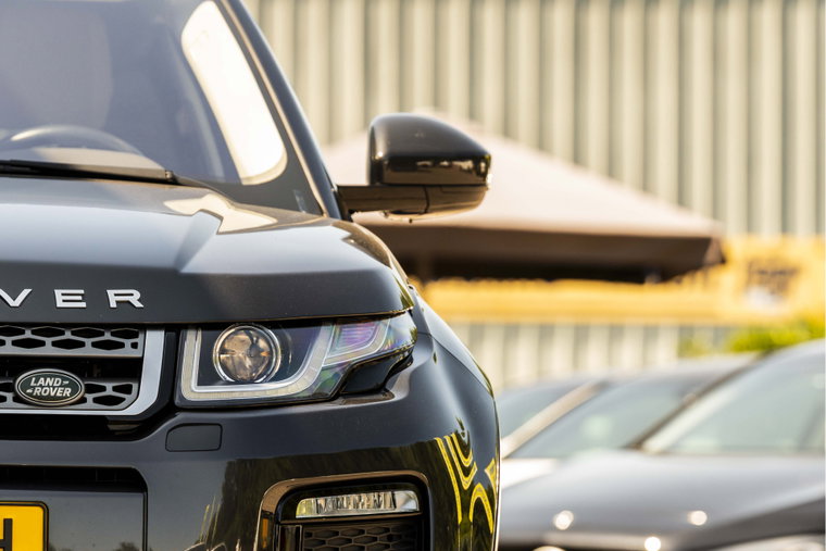 Vehicle Image 9