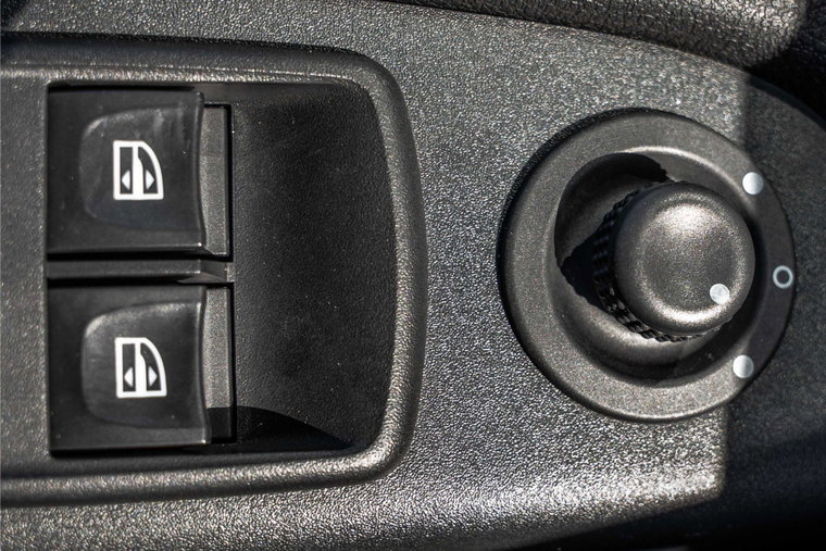 Vehicle Image 24