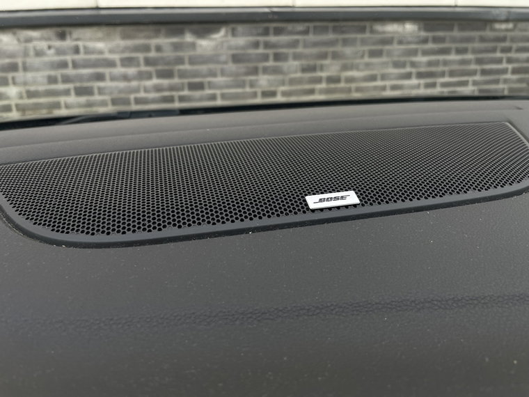 Vehicle Image 38