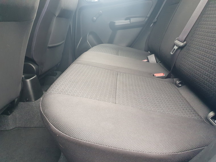 Vehicle Image 37