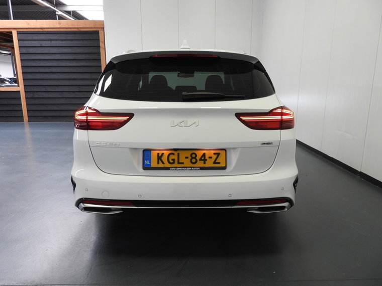 Vehicle Image 42