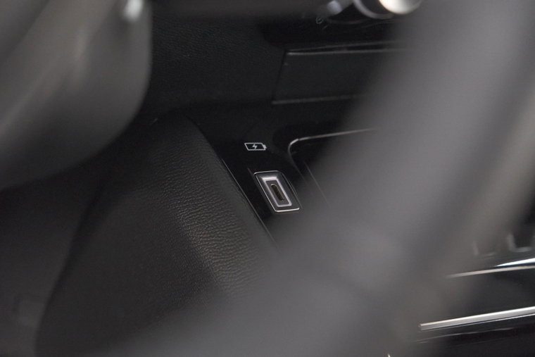 Vehicle Image 39