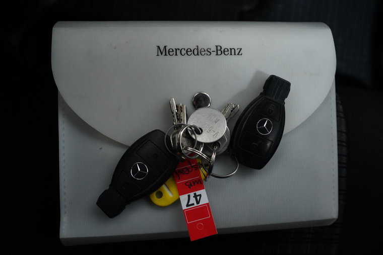 Vehicle Image 33