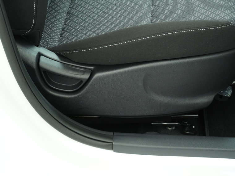 Vehicle Image 39