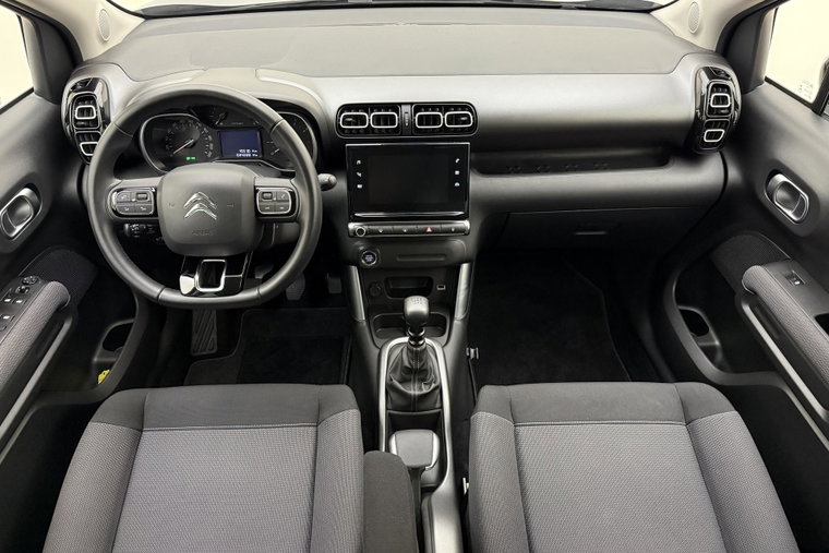 Vehicle Image 31