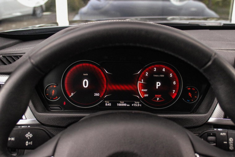 Vehicle Image 23