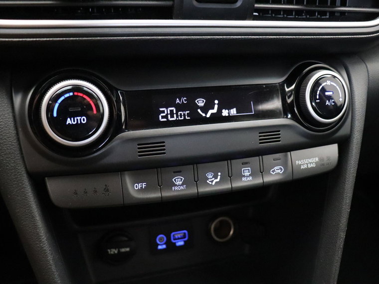 Vehicle Image 26