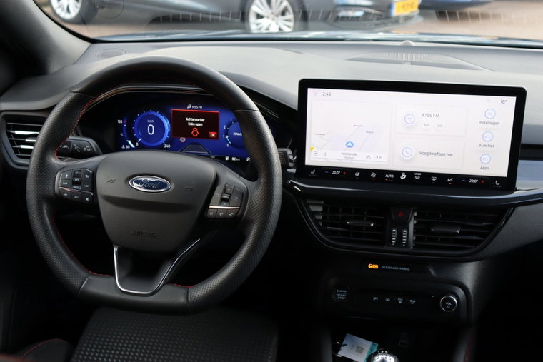 Vehicle Image 13