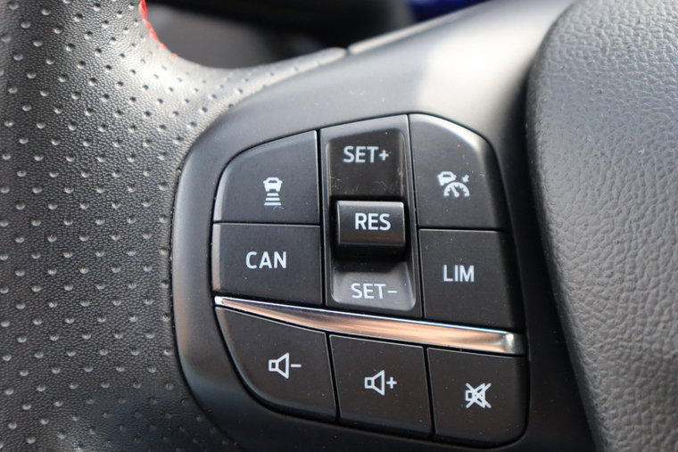 Vehicle Image 28