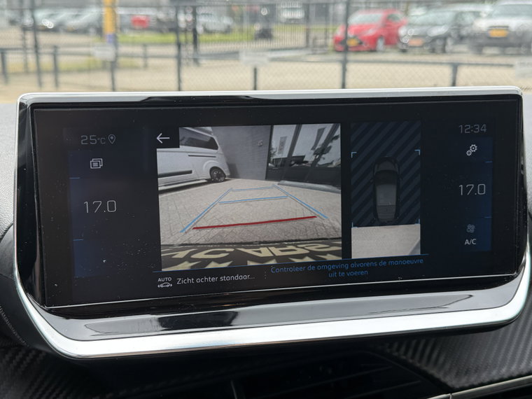 Vehicle Image 20