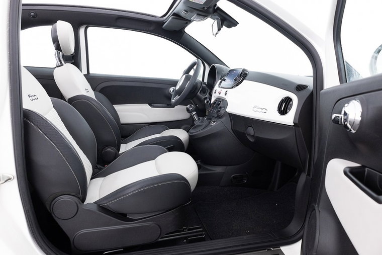 Vehicle Image 6