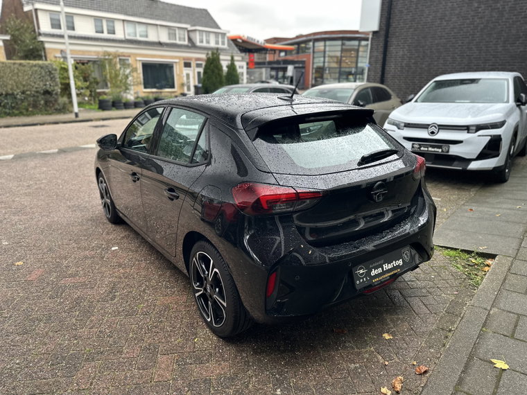 Vehicle Image 35