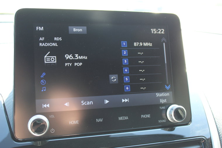 Vehicle Image 18