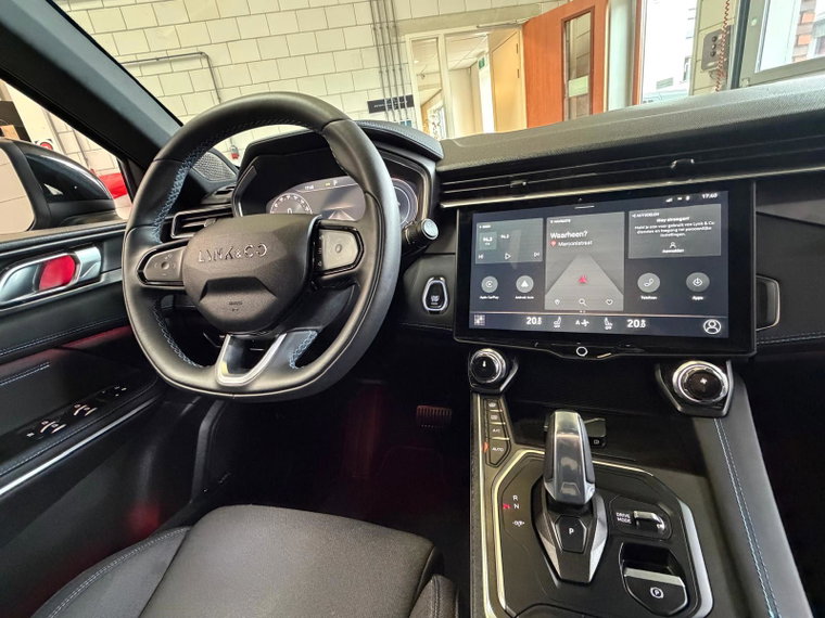 Vehicle Image 19