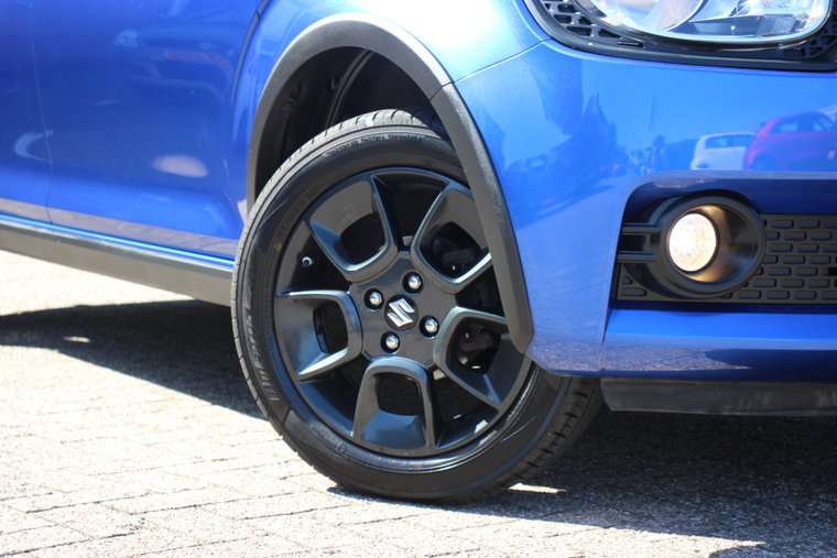 Vehicle Image 18