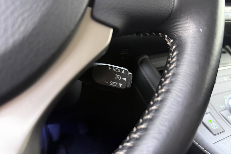 Vehicle Image 30