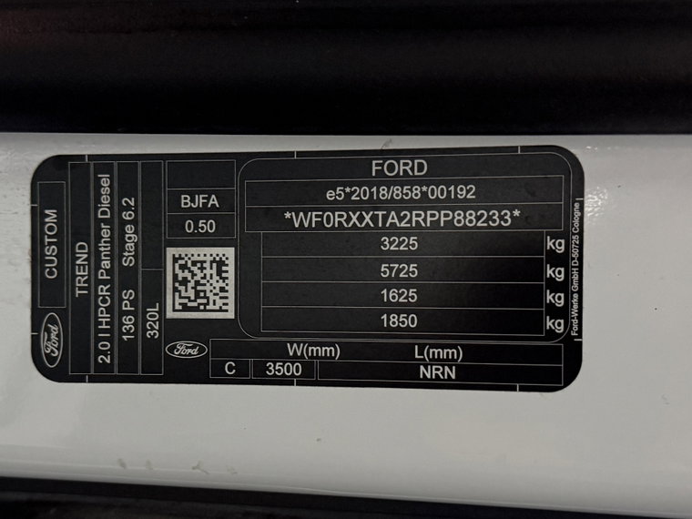 Vehicle Image 25