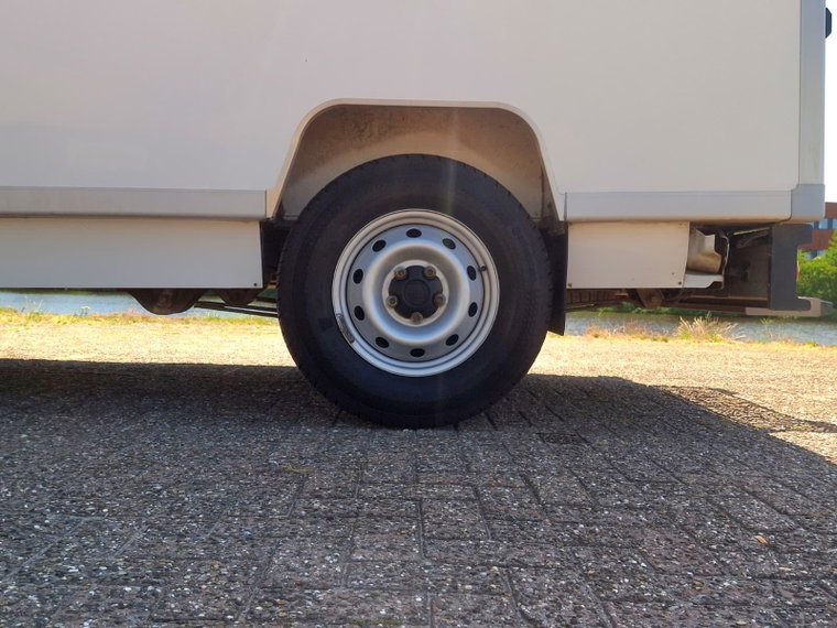Vehicle Image 41