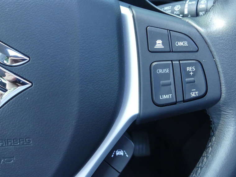 Vehicle Image 23