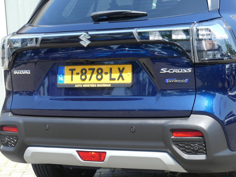 Vehicle Image 32