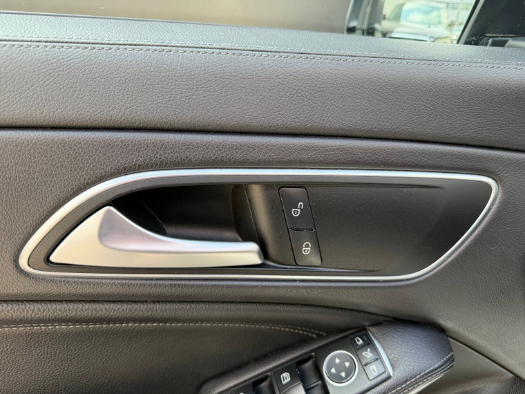 Vehicle Image 39