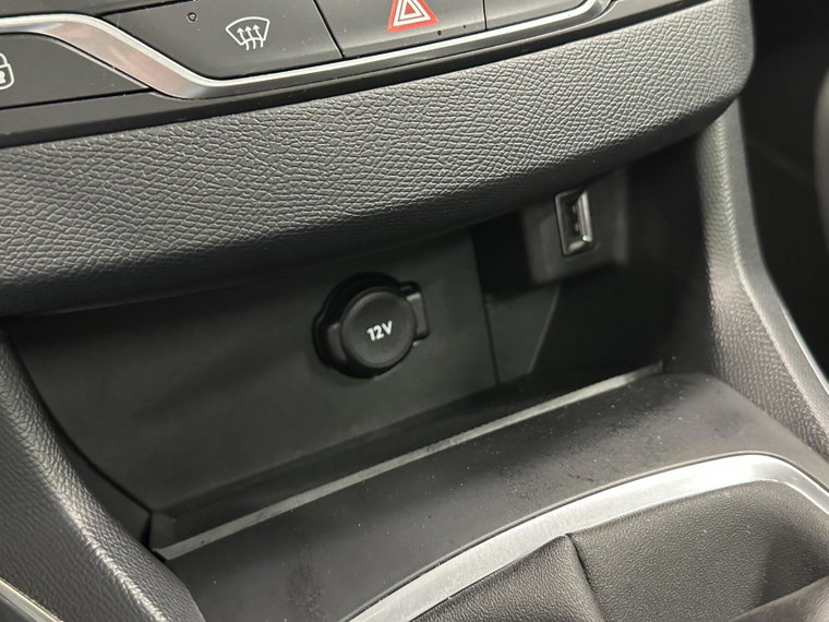 Vehicle Image 33