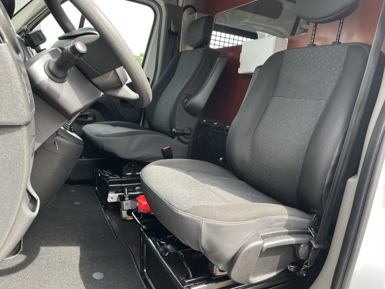 Vehicle Image 23