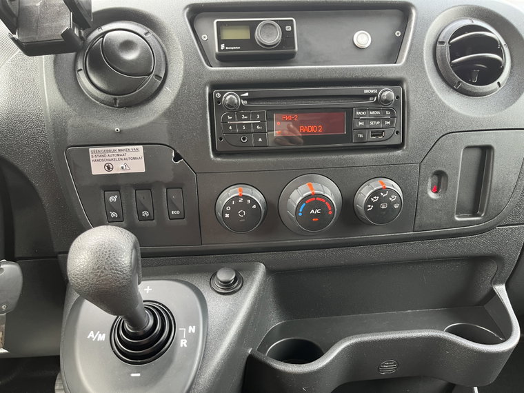 Vehicle Image 27