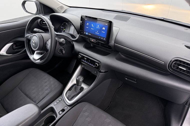 Vehicle Image 15