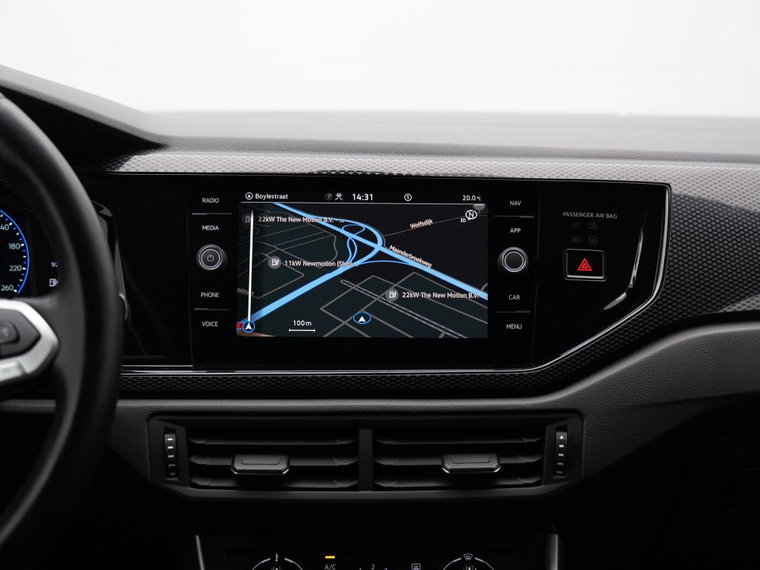 Vehicle Image 17