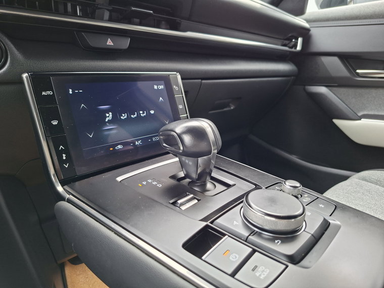 Vehicle Image 40