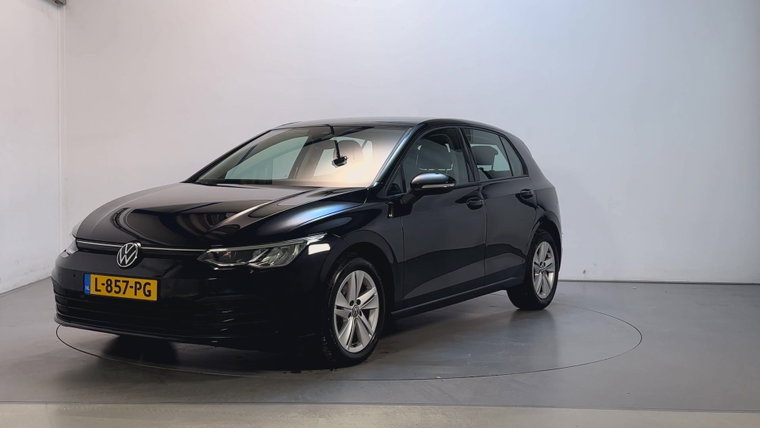 Vehicle Image 8