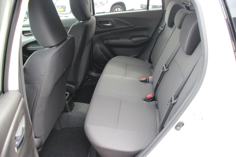 Vehicle Image 10