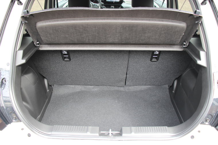 Vehicle Image 11