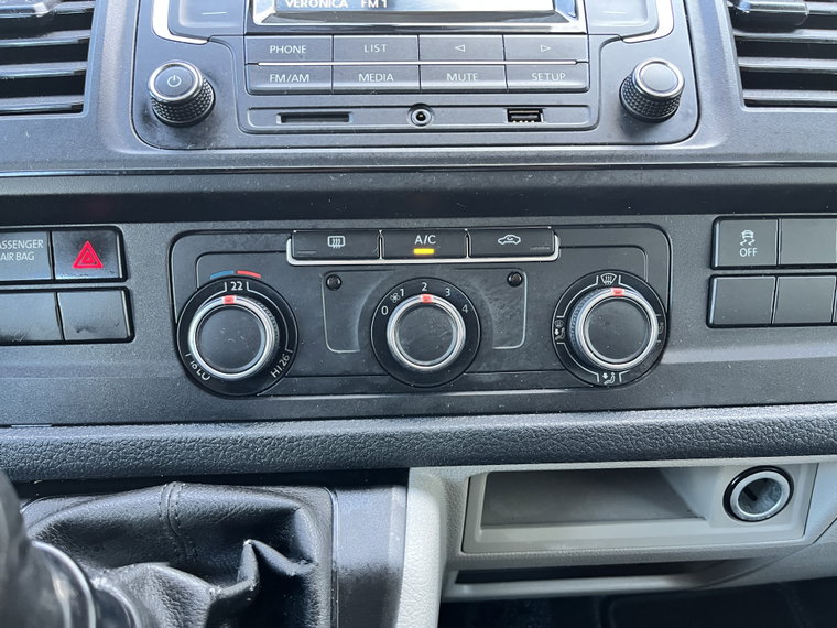 Vehicle Image 43