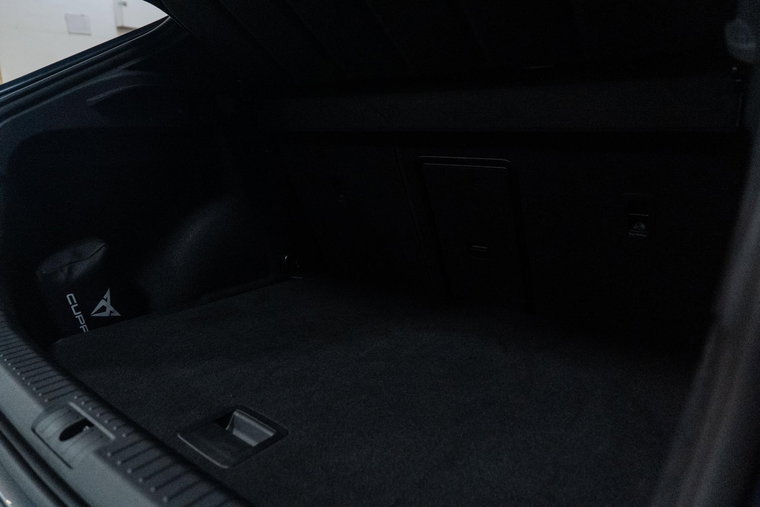Vehicle Image 25