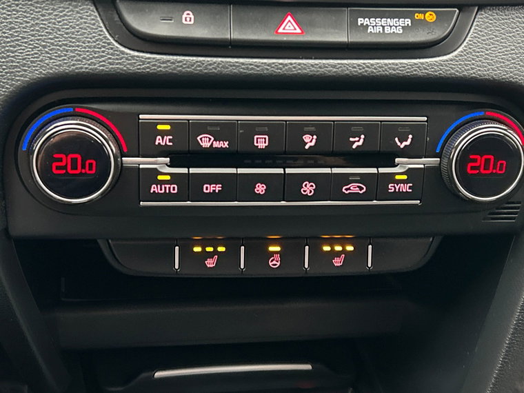 Vehicle Image 28