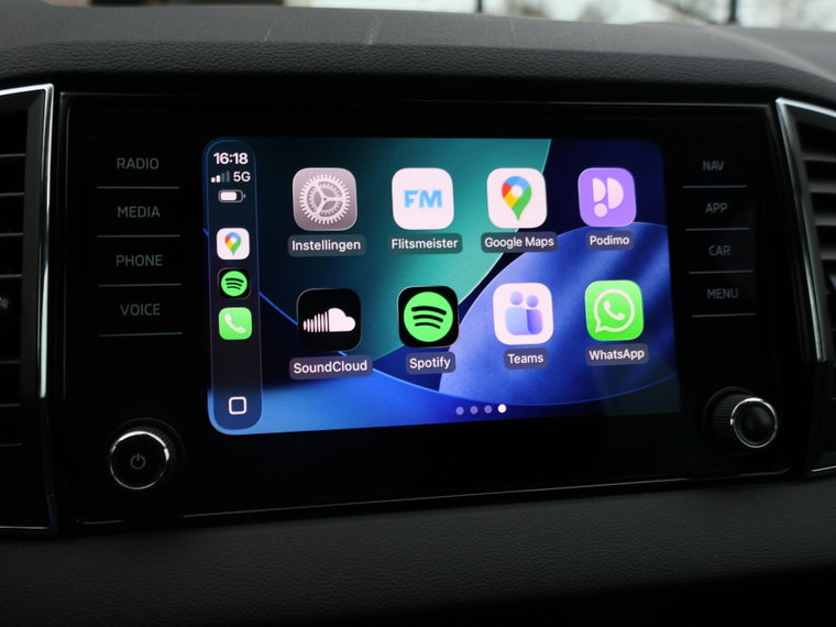 Vehicle Image 15