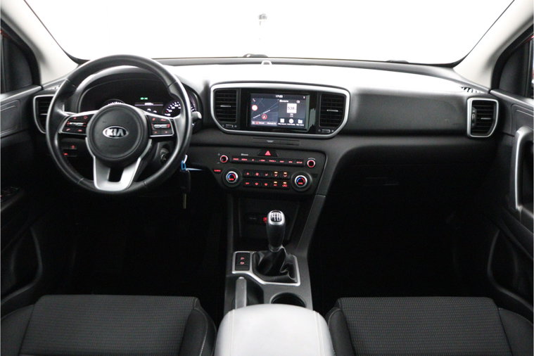 Vehicle Image 32