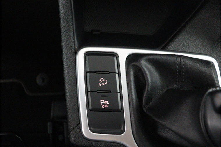 Vehicle Image 57