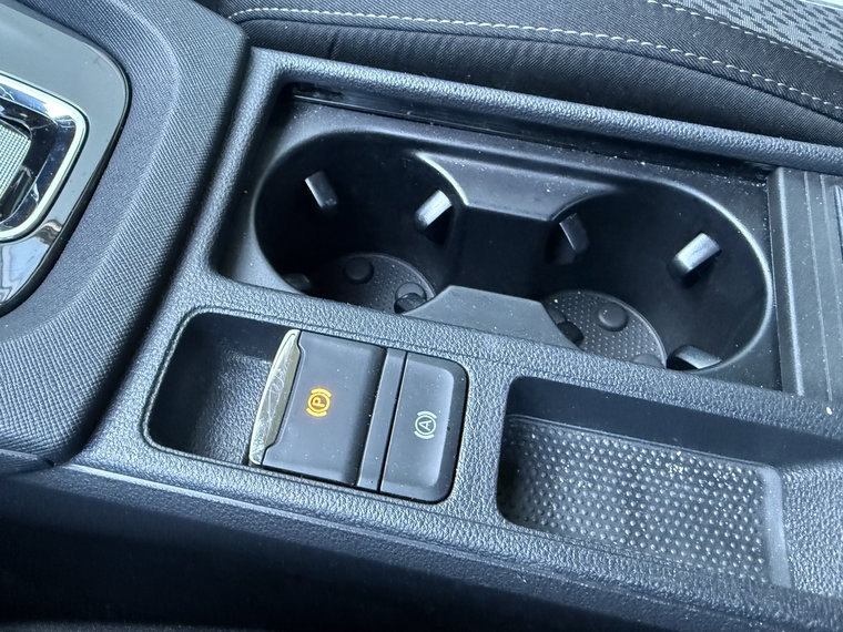 Vehicle Image 40