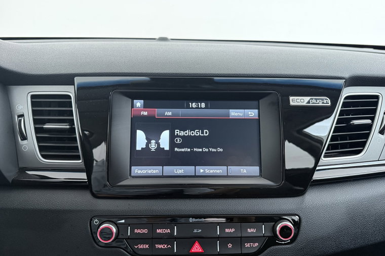 Vehicle Image 24