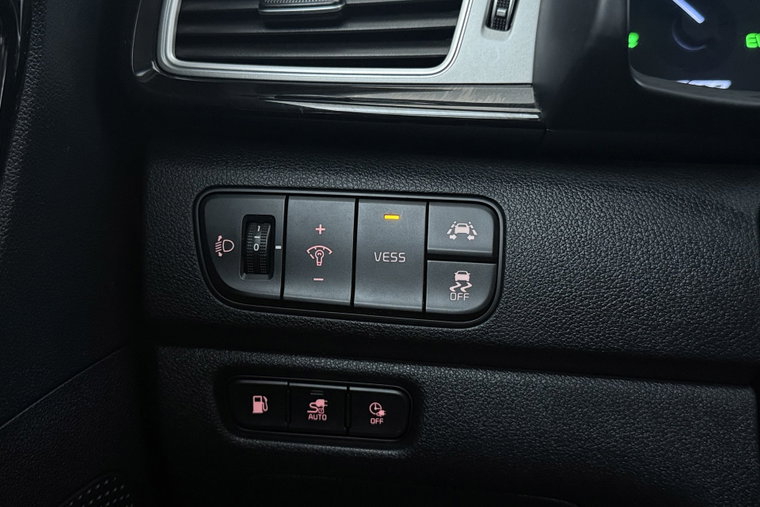 Vehicle Image 33